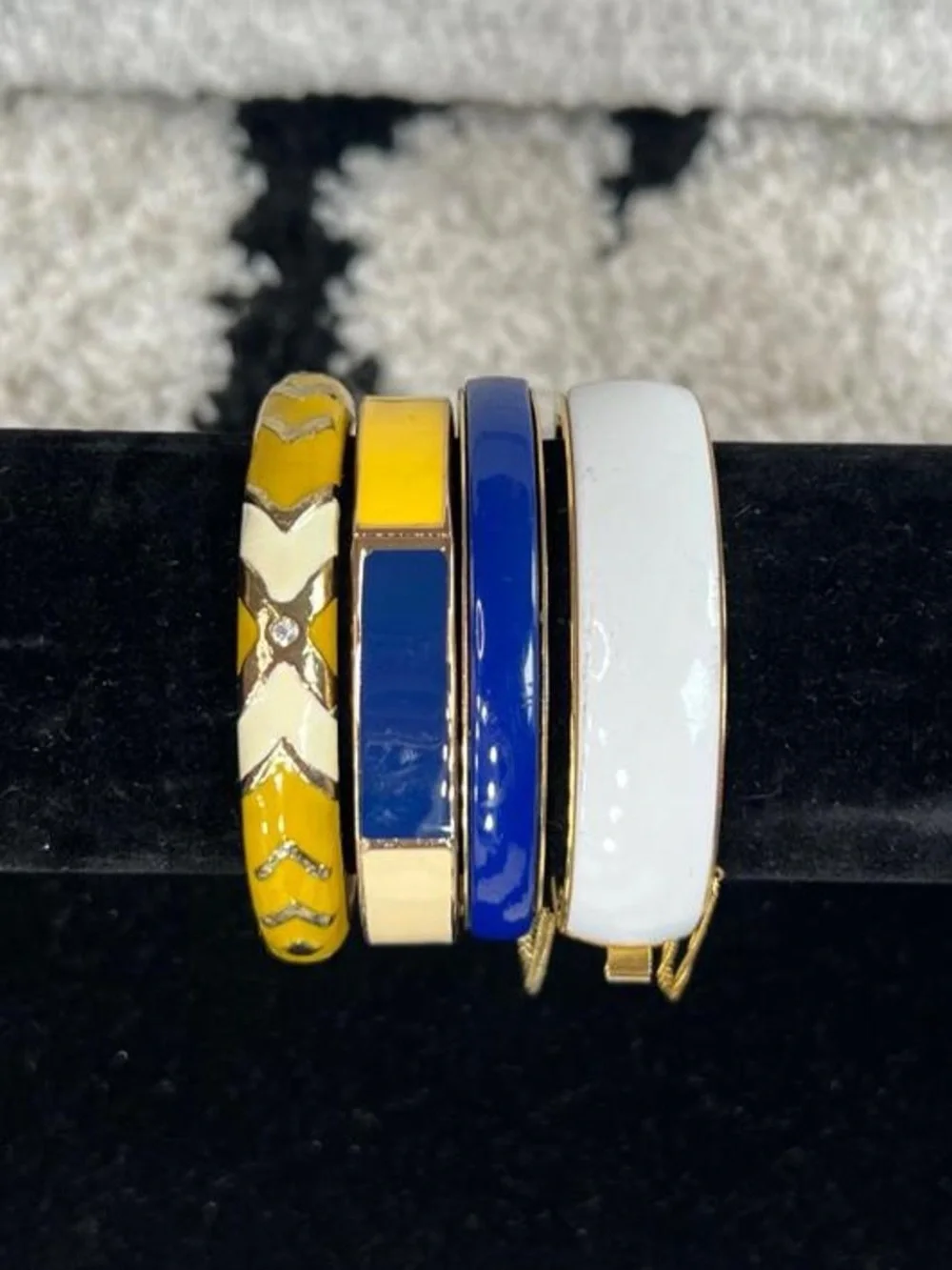 Vintage bangle hinge clamp bracelets set